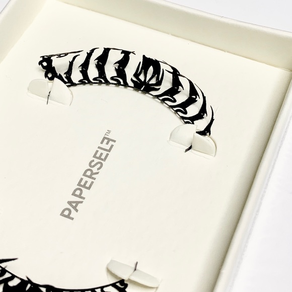 PAPERSELF_SCORPION_PAPER FALSE LASHES - Picture 4 of 9